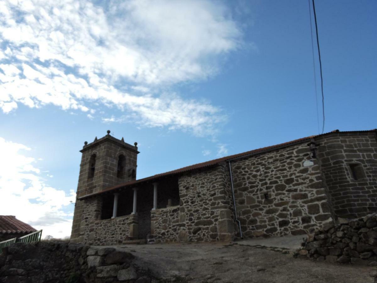 Hostal Casa Sierra de Gredos Navasequilla Exterior foto