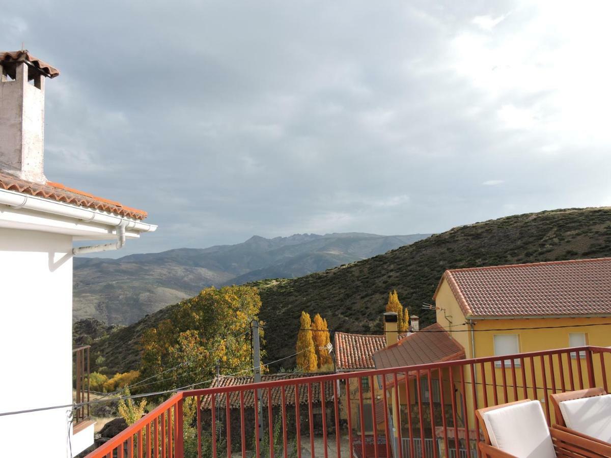 Hostal Casa Sierra de Gredos Navasequilla Exterior foto